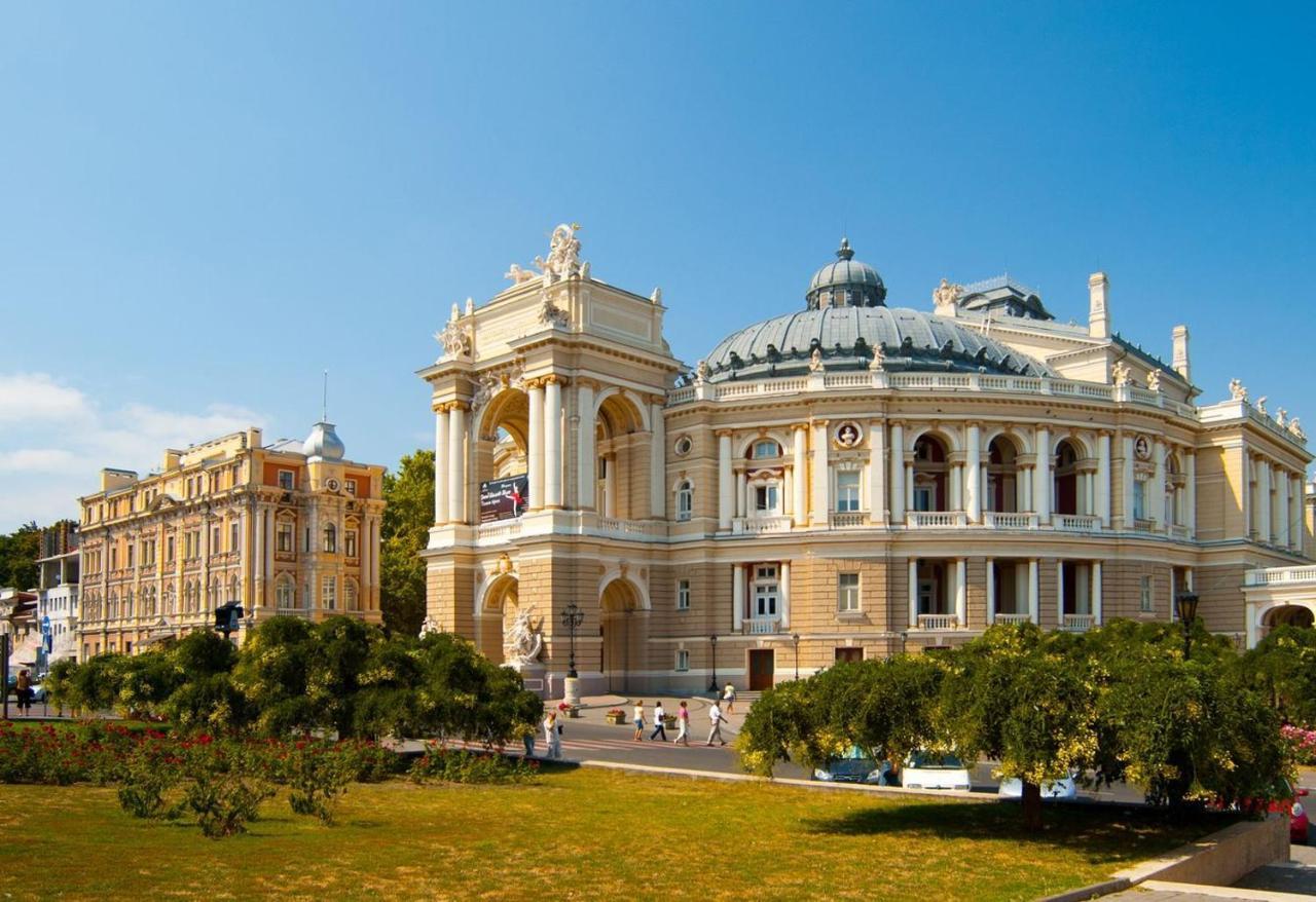 Center Of Odessa. Comfortable 2 公寓